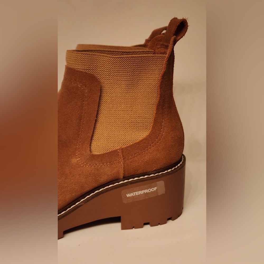 Aqua College Demi Suede Lug Sole Women’s Chelsea Boots Brown Size 6.5 - Picture 8 of 15